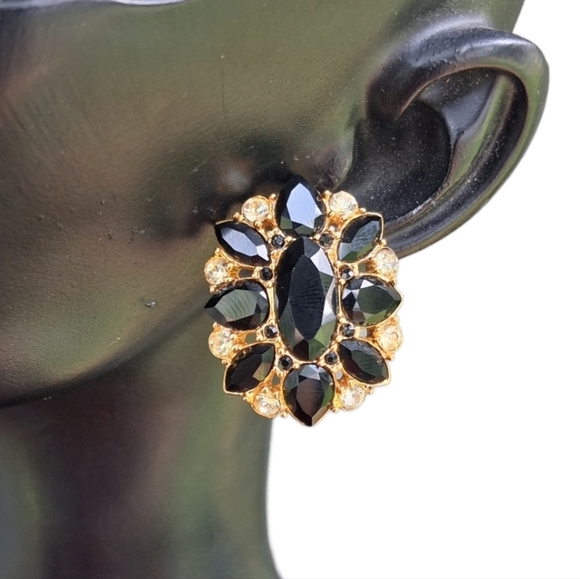 MONET 1980S GOLDTONE WITH BLACK & WHITE GLASS RHINESTONE STATEMENT EARRINGS - Picture 1 of 6